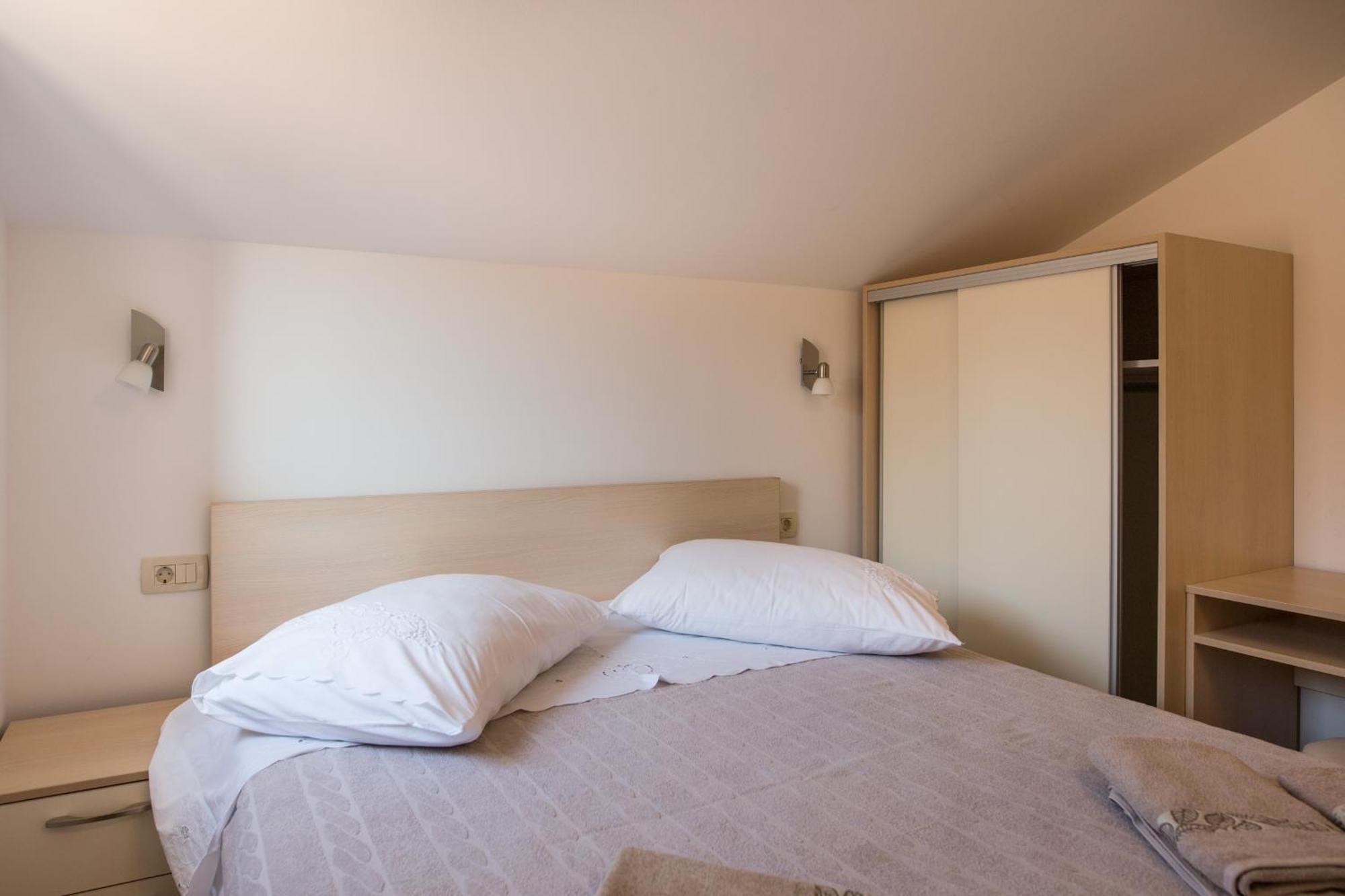 Apartments Sunrise Brist Room photo