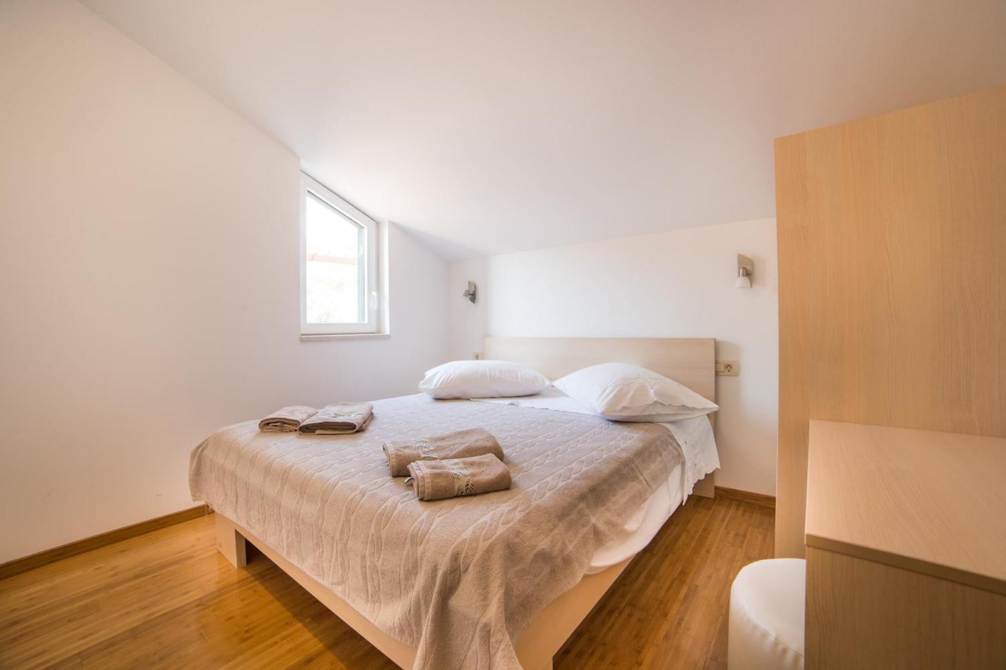 Apartments Sunrise Brist Room photo